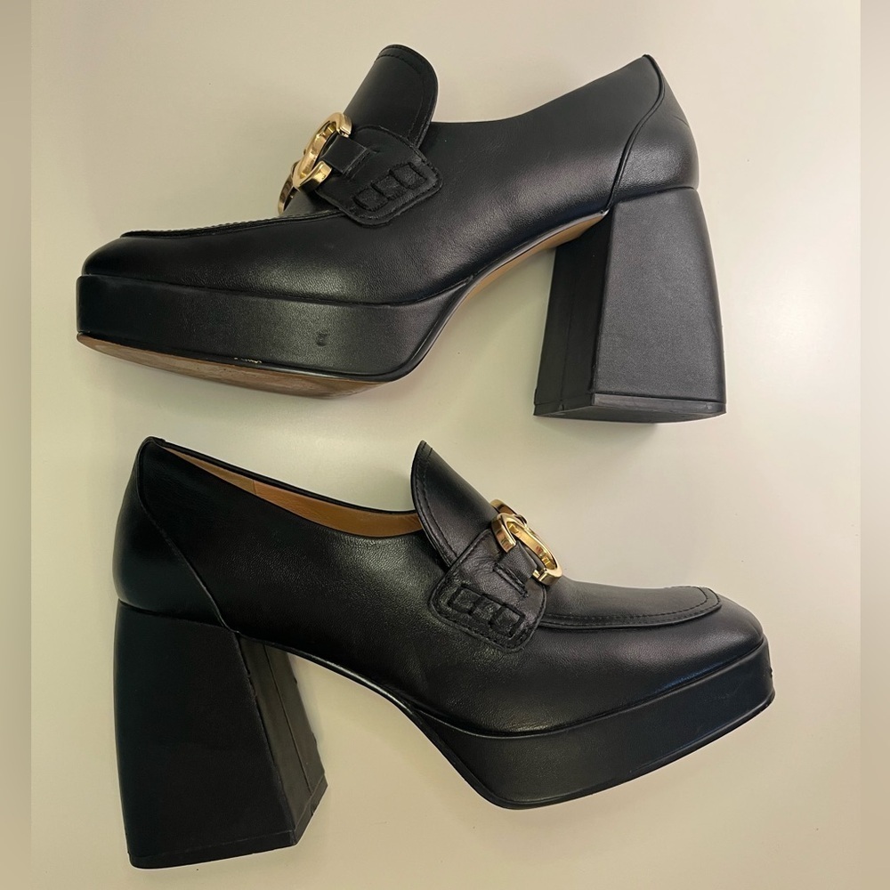 Lisa Vicky NOW Platform Loafer Pumps Black & Gold Medallion, Block Heel, Size 8 - Picture 15 of 16